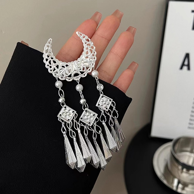 1 adet etnik tarzı simli hilal - Ethnic Fashion Walk incelemesi ve fiyatı