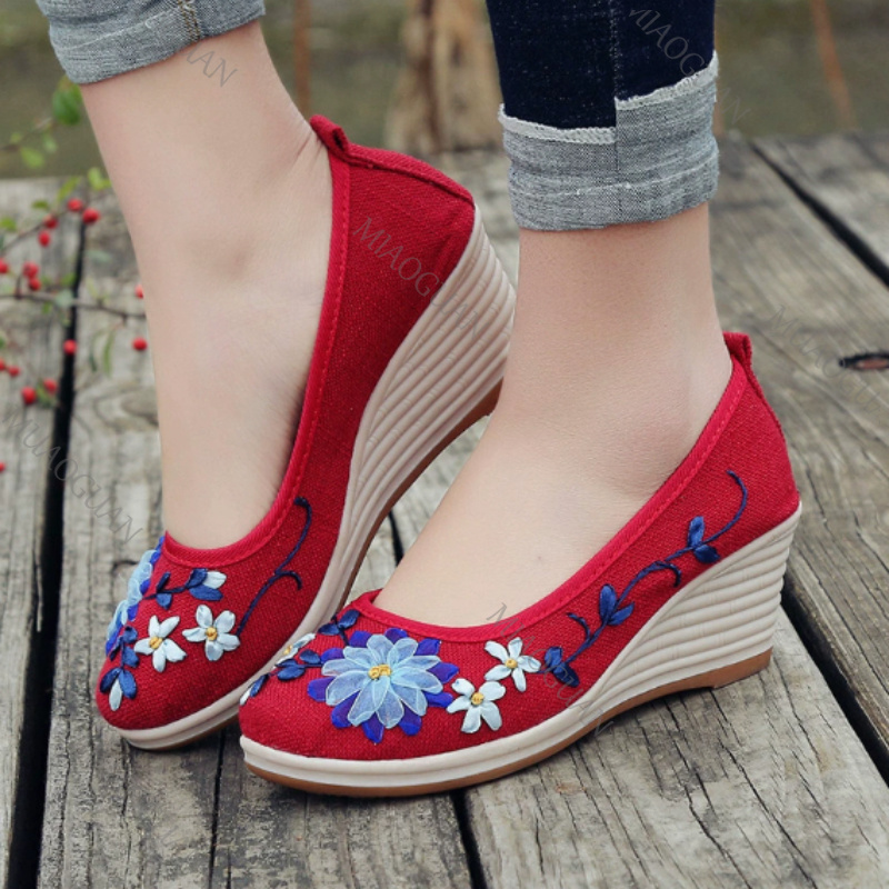 İşlemeli Kadın Konforlu Platfo - Ethnic Fashion For Women incelemesi ve fiyatı